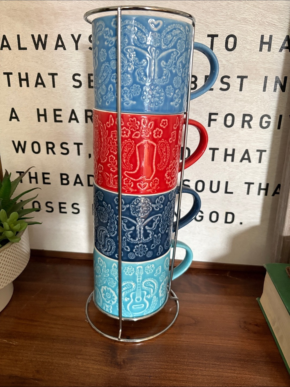 DOLLY PARTON STONEWARE Stackable Coffee Mug Set with Holder
